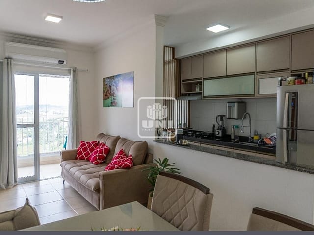 Apartamento à venda, Parque Santo Antônio, Jacareí, SP - R$ 315.000